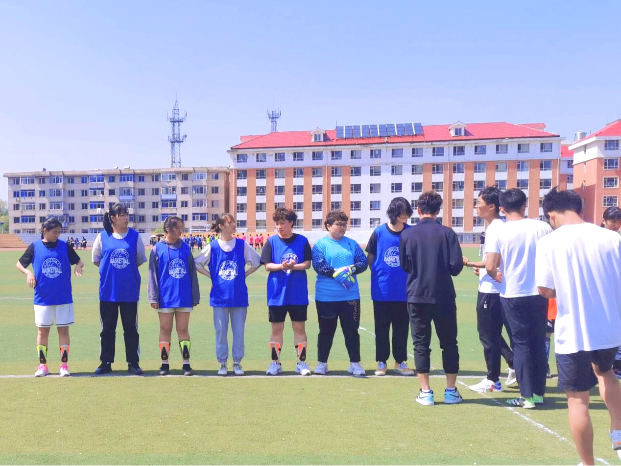 喜报：yl6809永利荣获校第五届“筑梦杯” 女子足球赛冠军